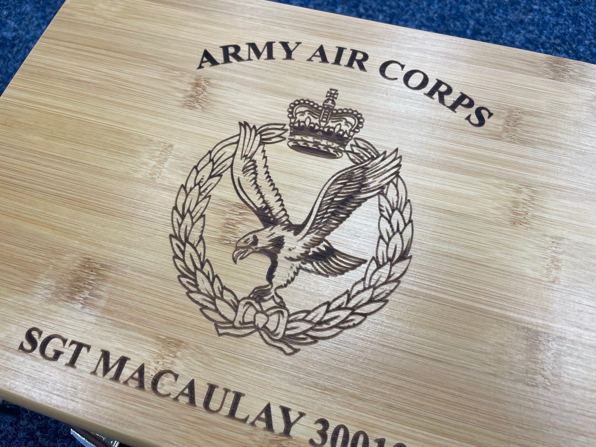 Army Air Corps cap badge engraved memorabilla storage box.