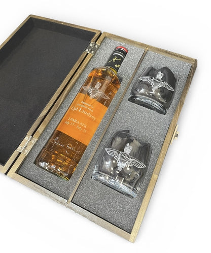 PARA whisky bottle and two glasses in a decorative box with cap badge.